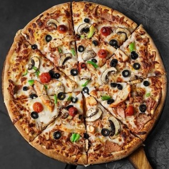 پیتزا مخصوص 